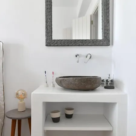 Vila Luxury Paros Ianthe Striking Beauty 4 Bedrooms *
