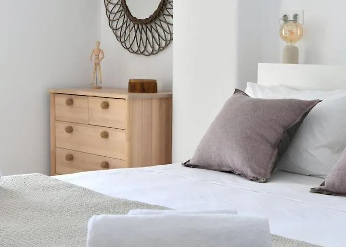 Luxury Paros Ianthe Striking Beauty 4 Bedrooms *